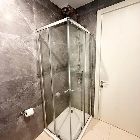 Luxury Spacious Flat Premium Comfort *