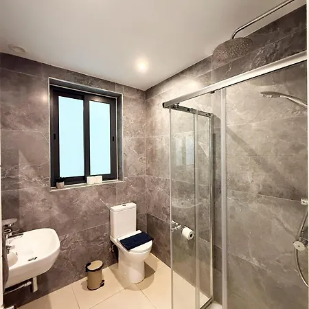 Luxury Spacious Flat Premium Comfort Is-Swieqi